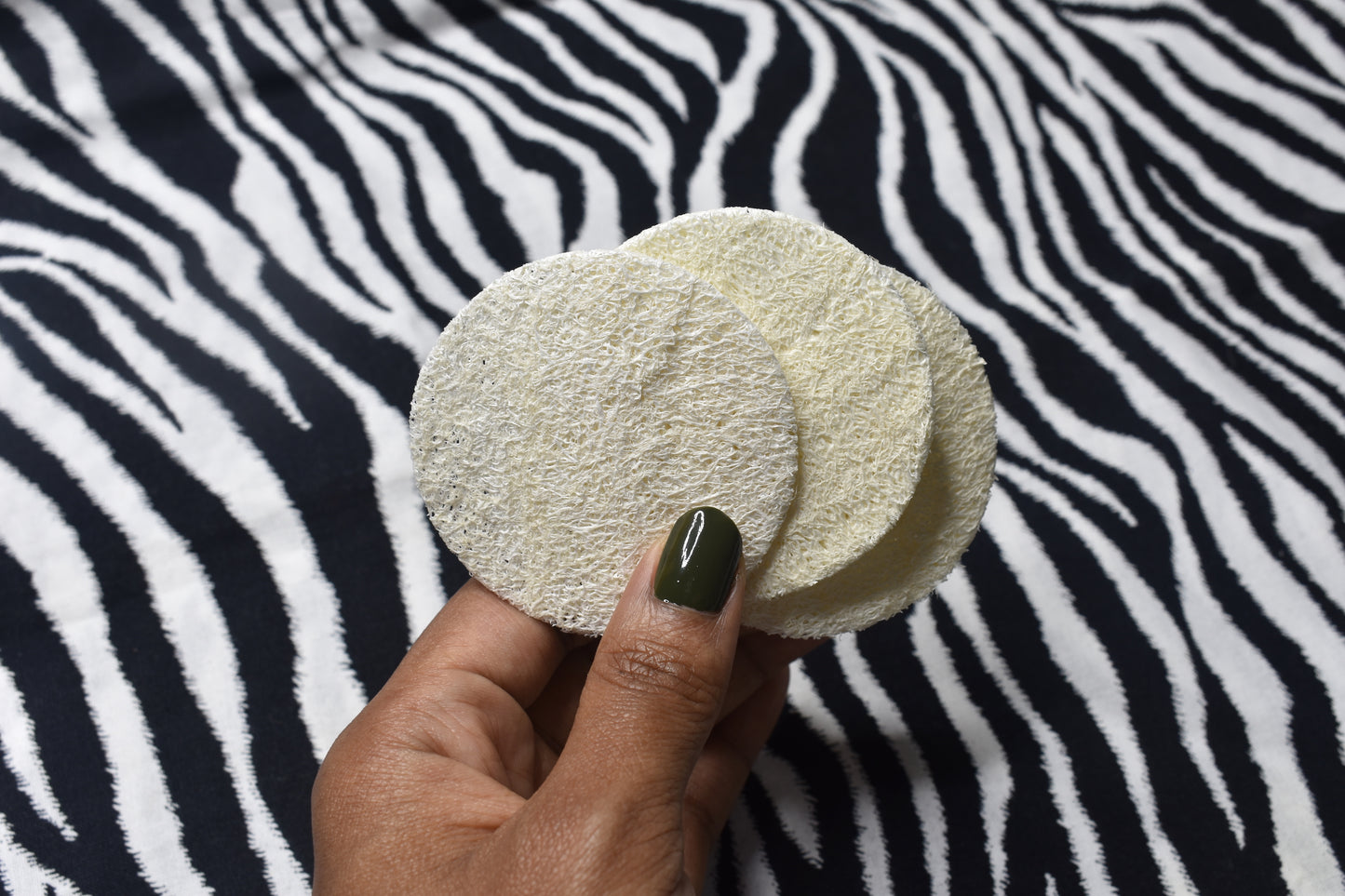 3 Loofah Exfoliating Pads